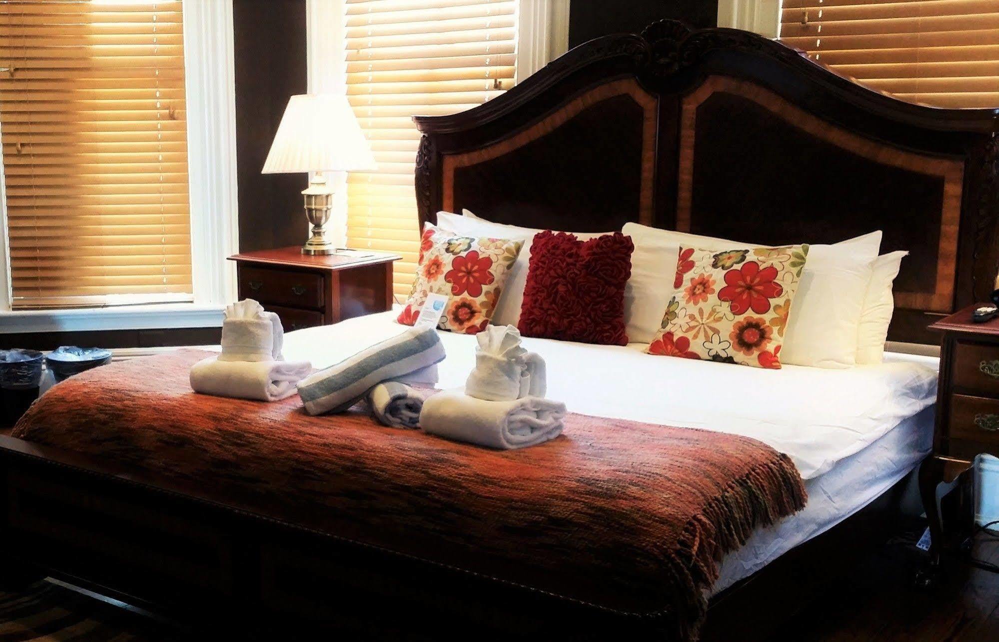 Couette-café The Artist House 3*