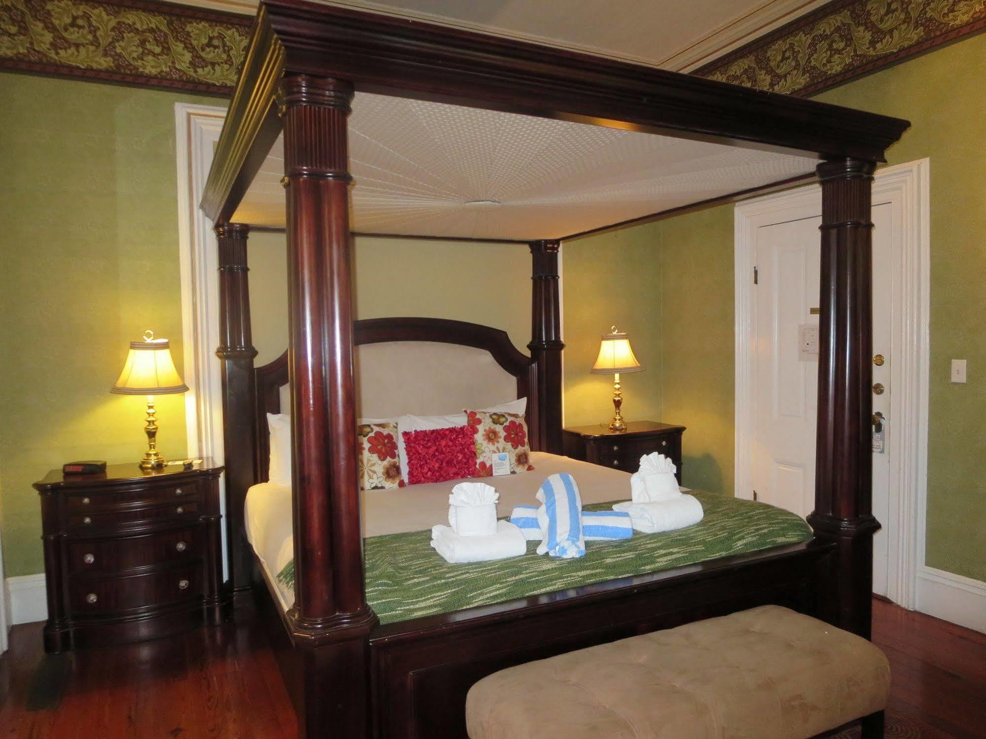 Couette-café The Artist House 3*